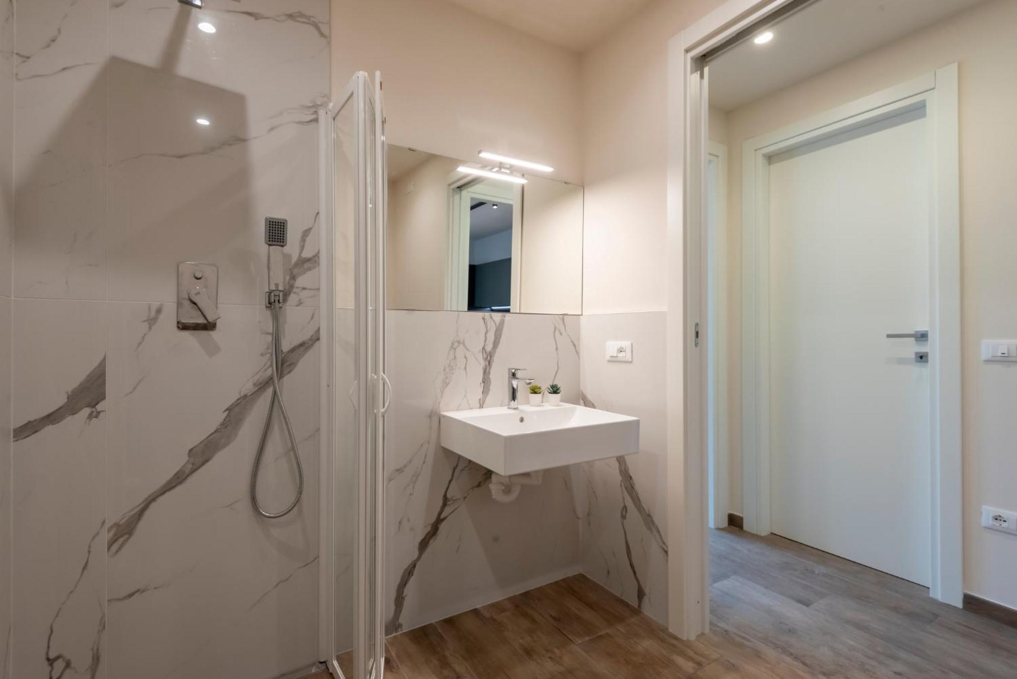 Iarsera Rooms And Apartment Lucca Ngoại thất bức ảnh